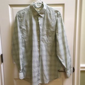 Joseph Abboud Men’s Tailored Button Down Shirt. Size M.